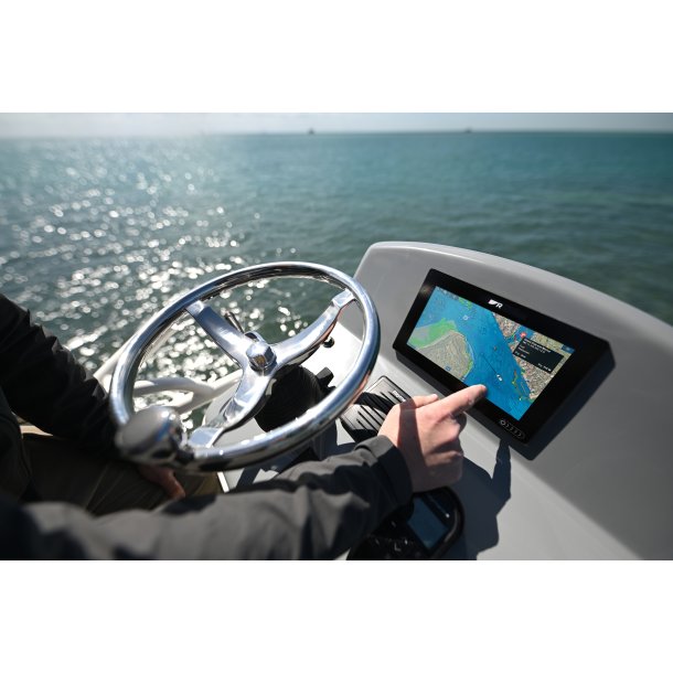 Raymarine AXIOM+ 7 v/ 600W RealVision 3D Ekk&oacute;lodd